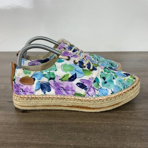 Coconuts Womens Espadrille Canvas Sneaker Size 9 M Floral Lace Up Comfort - Picture 1 of 11